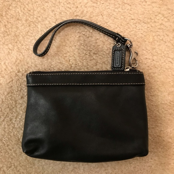 Coach leather wristlet - Picture 2 of 3